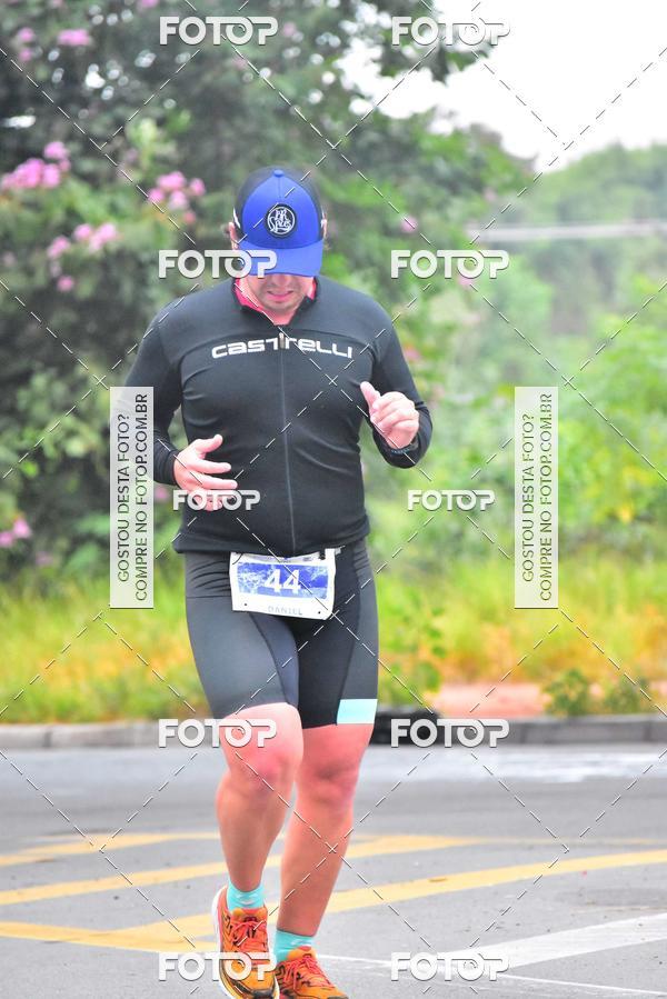 Buy your photos of the eventVSERIES Duathlon & Running on Fotop