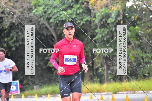 Buy your photos of the eventVSERIES Duathlon & Running on Fotop