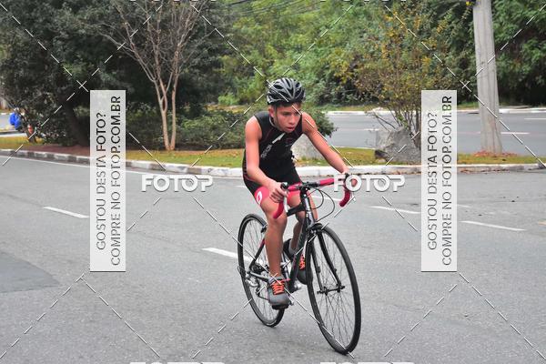 Buy your photos of the eventVSERIES Duathlon & Running on Fotop