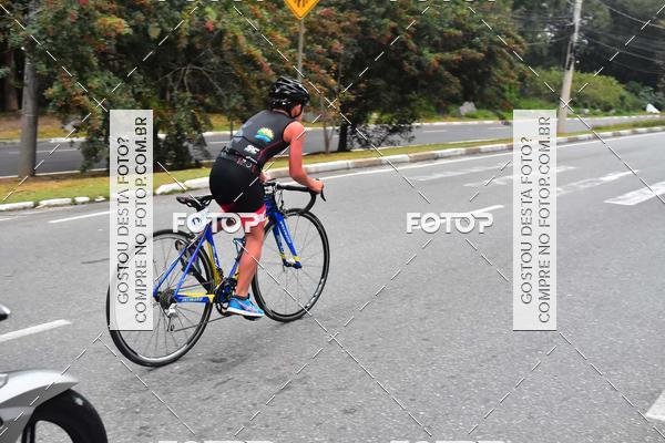 Buy your photos of the eventVSERIES Duathlon & Running on Fotop