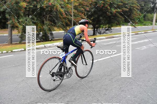 Buy your photos of the eventVSERIES Duathlon & Running on Fotop