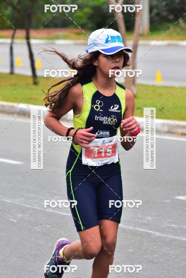 Buy your photos of the eventVSERIES Duathlon & Running on Fotop