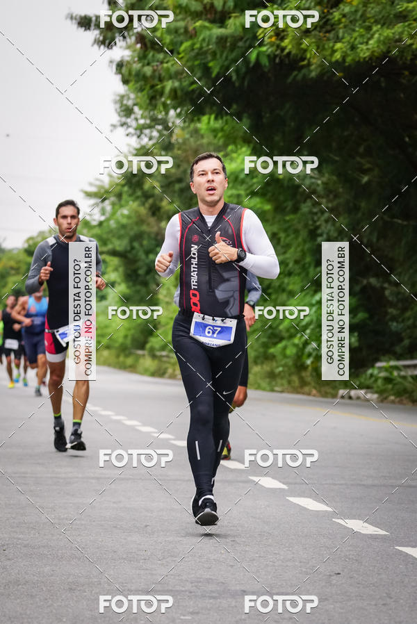 Buy your photos of the eventVSERIES Duathlon & Running on Fotop