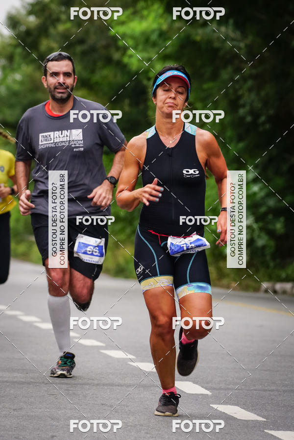 Buy your photos of the eventVSERIES Duathlon & Running on Fotop