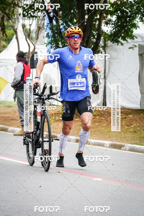 Buy your photos of the eventVSERIES Duathlon & Running on Fotop