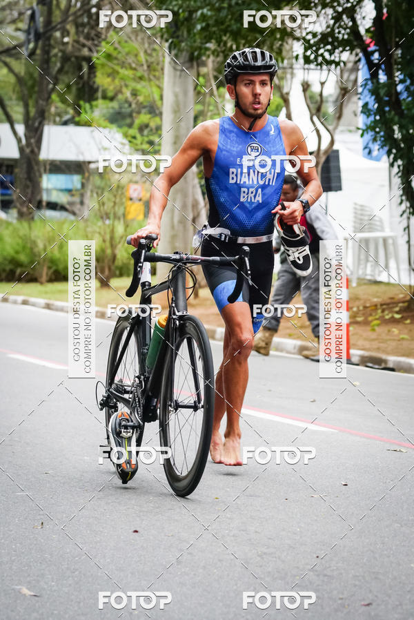 Buy your photos of the eventVSERIES Duathlon & Running on Fotop