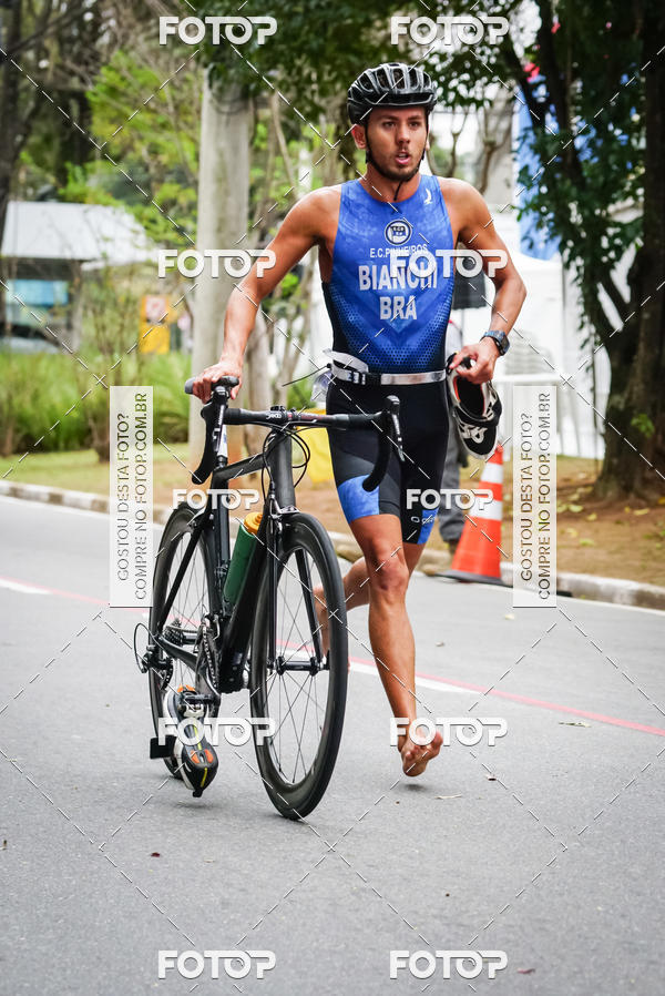 Buy your photos of the eventVSERIES Duathlon & Running on Fotop