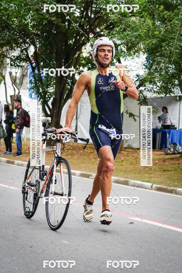 Buy your photos of the eventVSERIES Duathlon & Running on Fotop