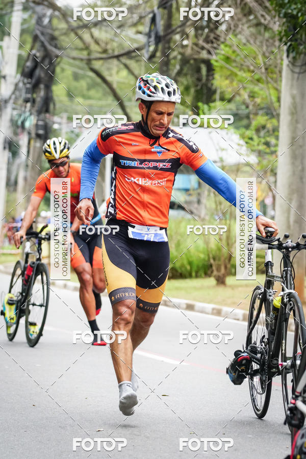 Buy your photos of the eventVSERIES Duathlon & Running on Fotop