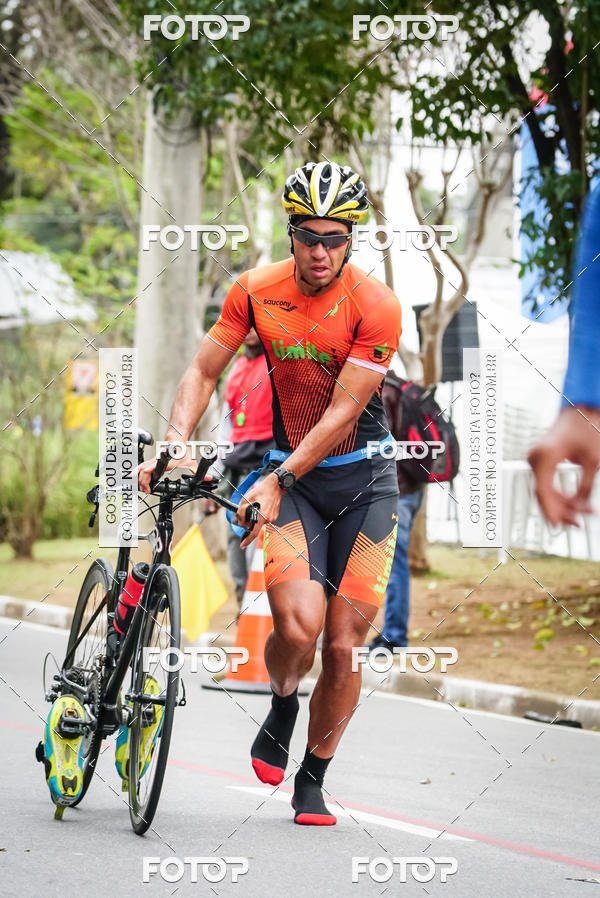 Buy your photos of the eventVSERIES Duathlon & Running on Fotop