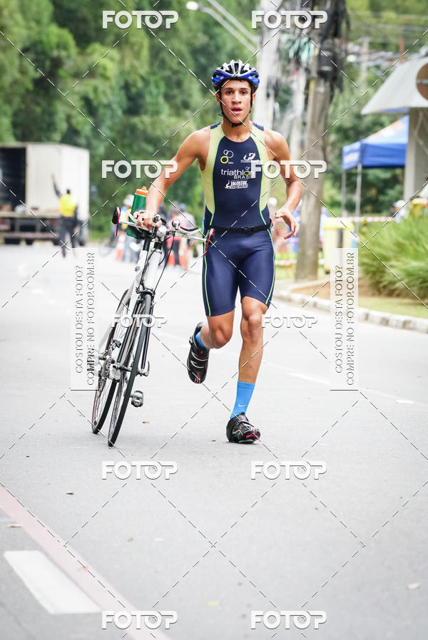 Buy your photos of the eventVSERIES Duathlon & Running on Fotop