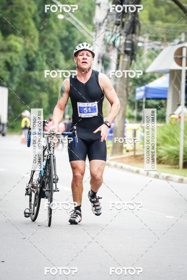 Buy your photos of the eventVSERIES Duathlon & Running on Fotop
