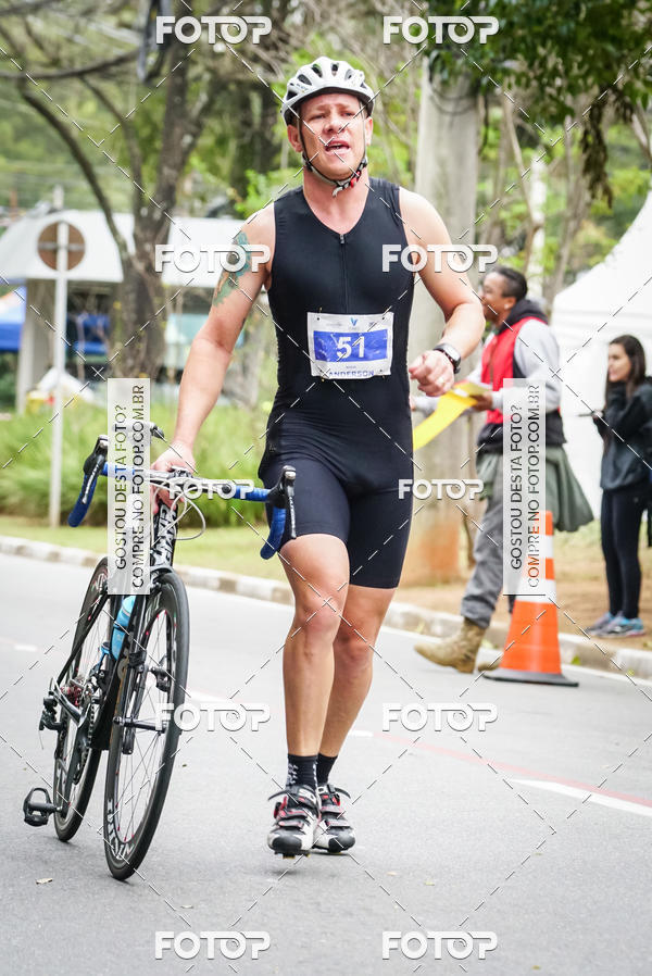 Buy your photos of the eventVSERIES Duathlon & Running on Fotop