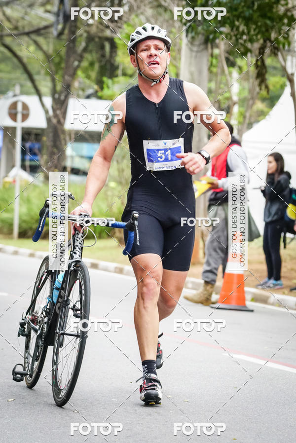 Buy your photos of the eventVSERIES Duathlon & Running on Fotop