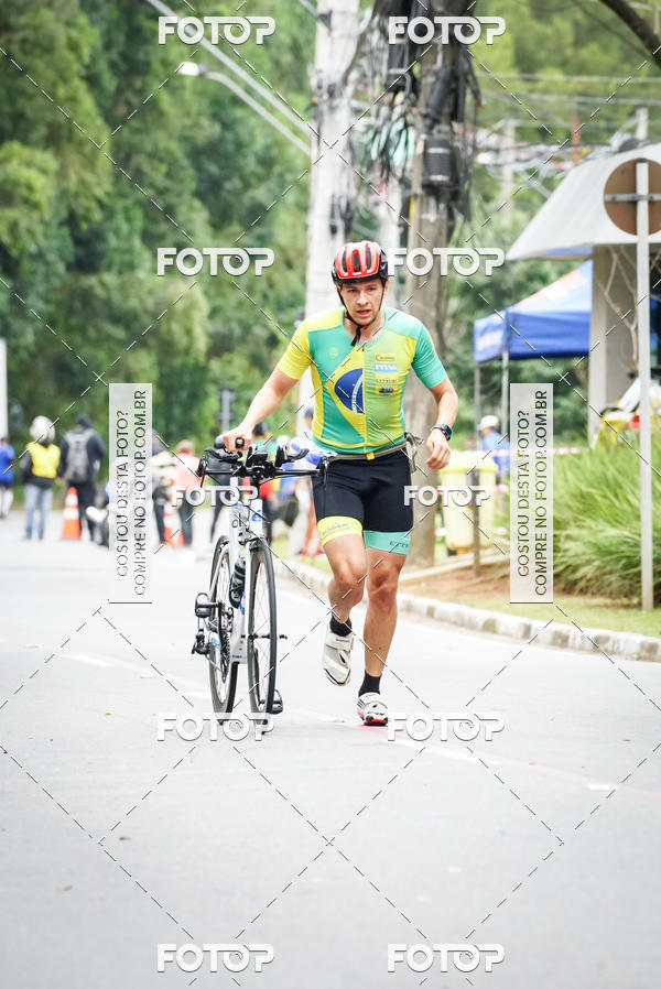 Buy your photos of the eventVSERIES Duathlon & Running on Fotop