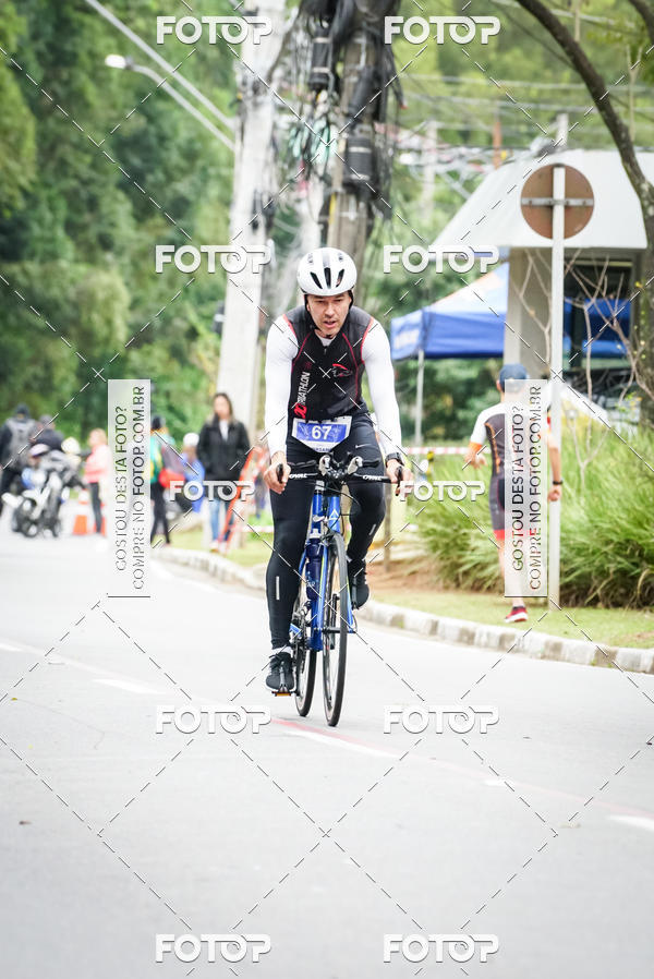 Buy your photos of the eventVSERIES Duathlon & Running on Fotop