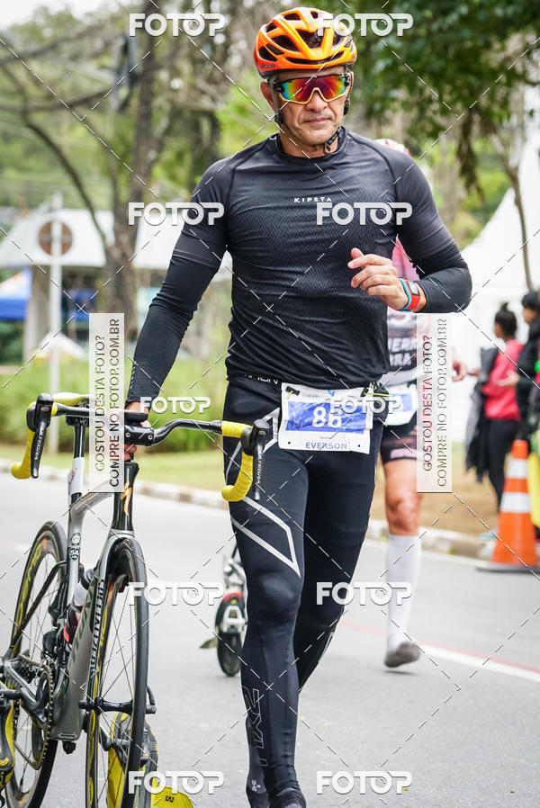 Buy your photos of the eventVSERIES Duathlon & Running on Fotop