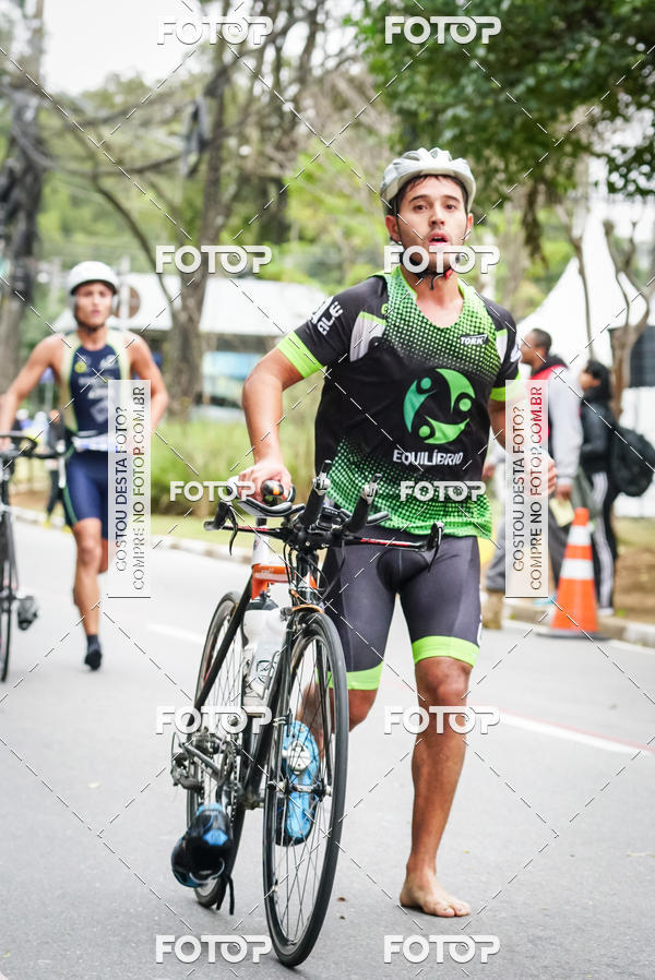 Buy your photos of the eventVSERIES Duathlon & Running on Fotop