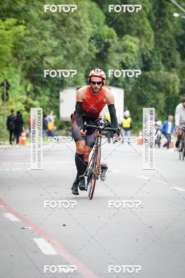 Buy your photos of the eventVSERIES Duathlon & Running on Fotop