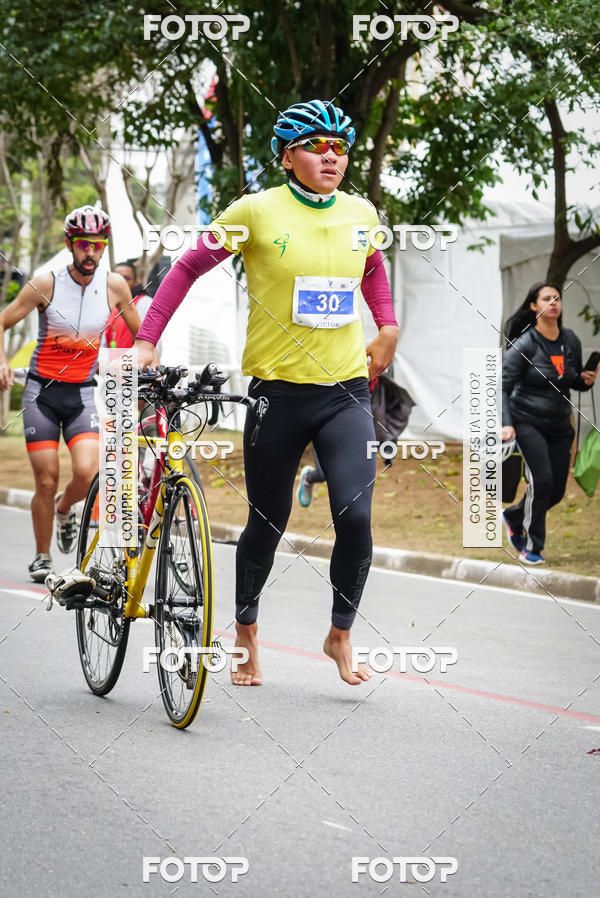 Buy your photos of the eventVSERIES Duathlon & Running on Fotop