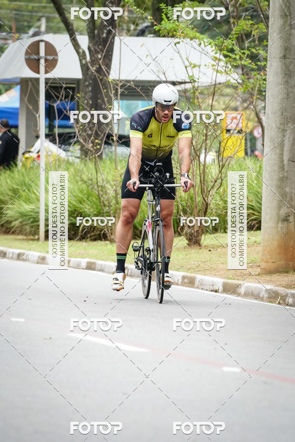 Buy your photos of the eventVSERIES Duathlon & Running on Fotop