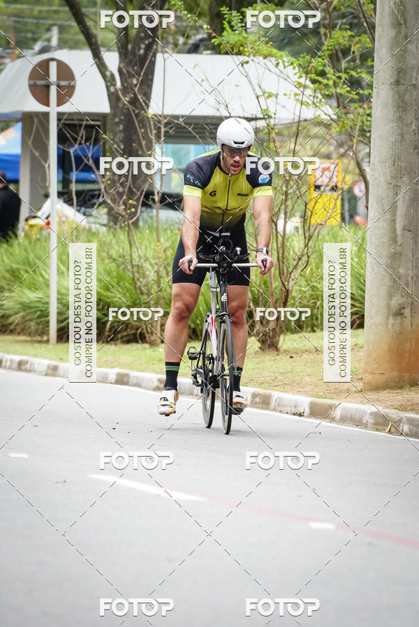 Buy your photos of the eventVSERIES Duathlon & Running on Fotop