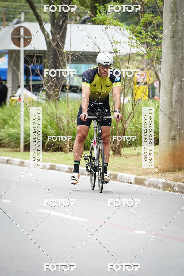 Buy your photos of the eventVSERIES Duathlon & Running on Fotop