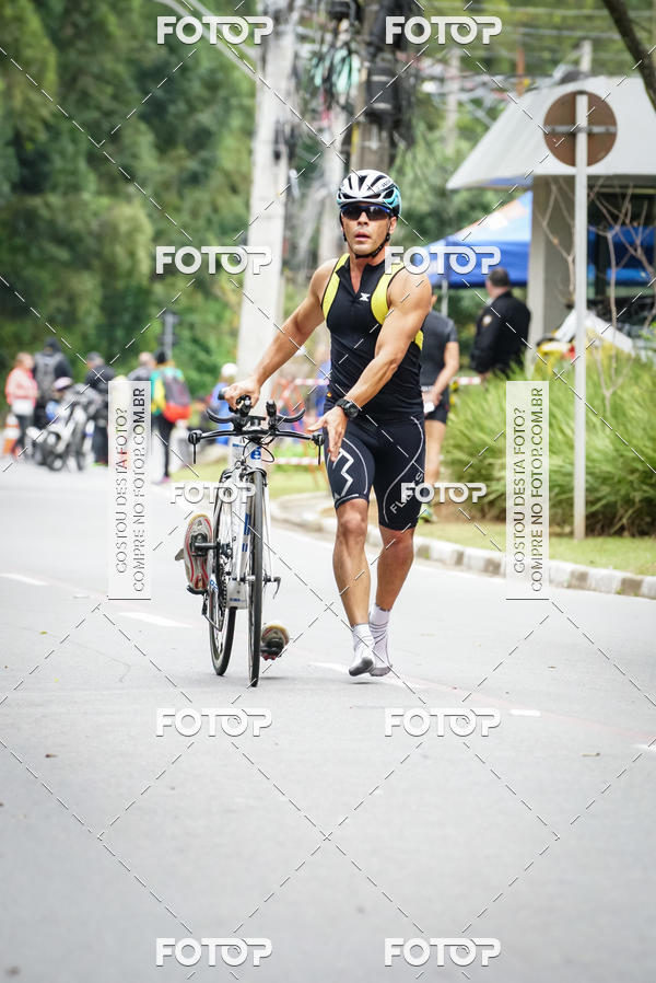 Buy your photos of the eventVSERIES Duathlon & Running on Fotop