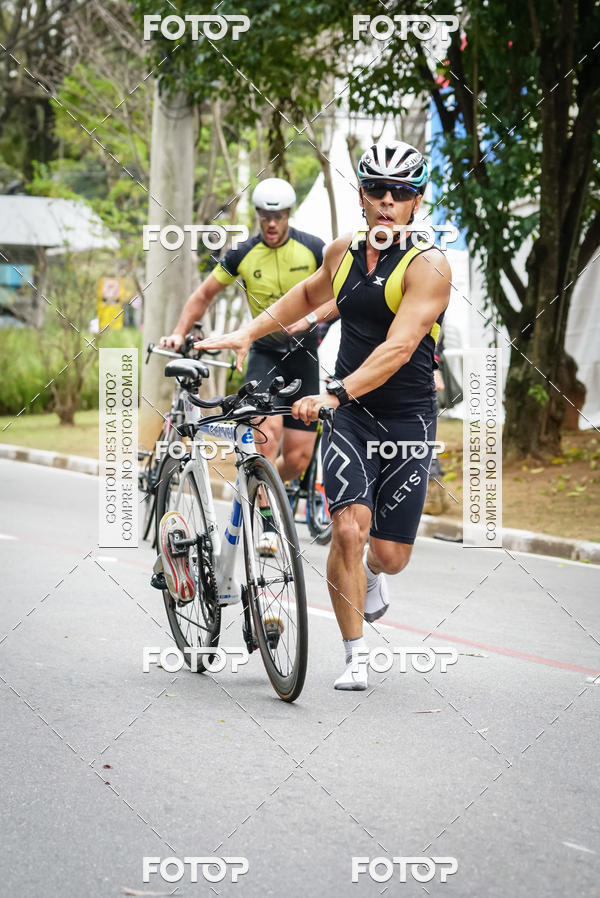 Buy your photos of the eventVSERIES Duathlon & Running on Fotop