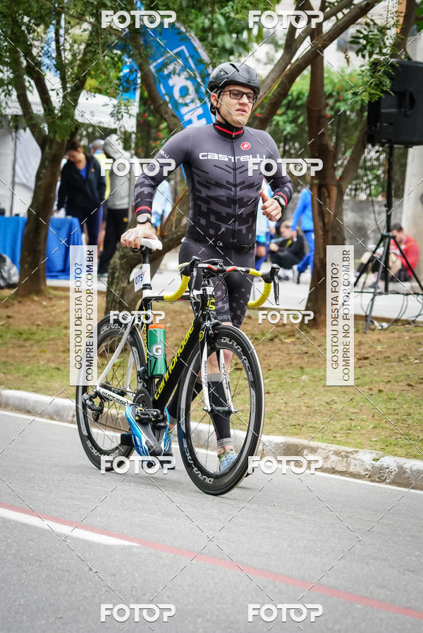 Buy your photos of the eventVSERIES Duathlon & Running on Fotop