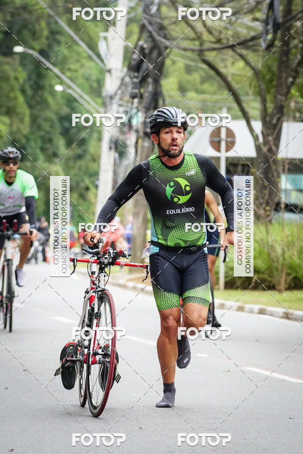 Buy your photos of the eventVSERIES Duathlon & Running on Fotop