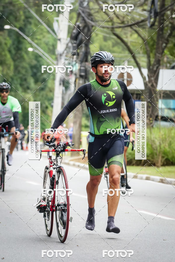 Buy your photos of the eventVSERIES Duathlon & Running on Fotop