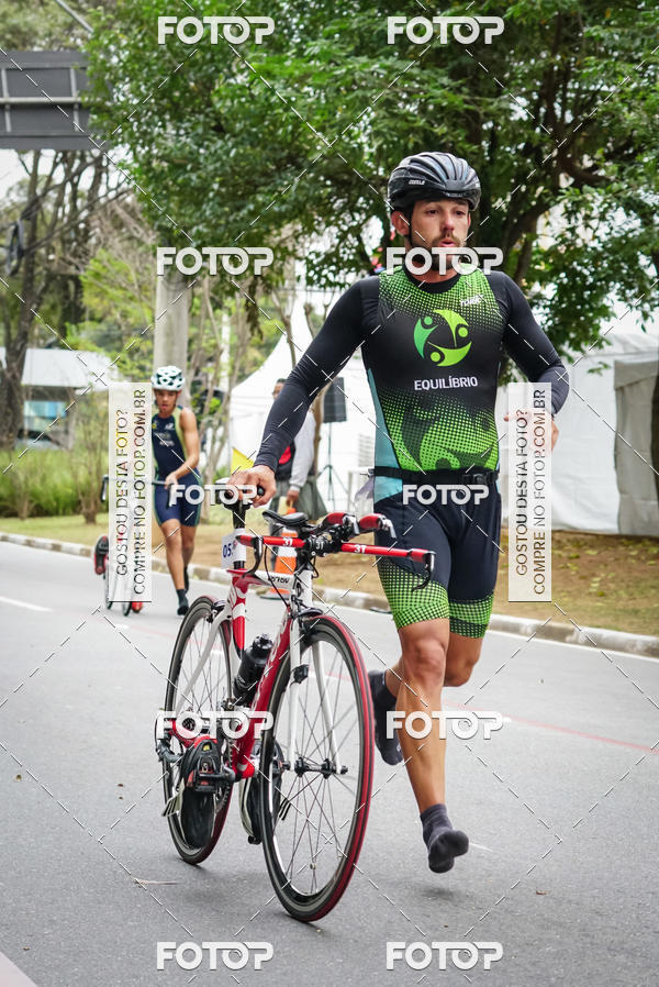 Buy your photos of the eventVSERIES Duathlon & Running on Fotop