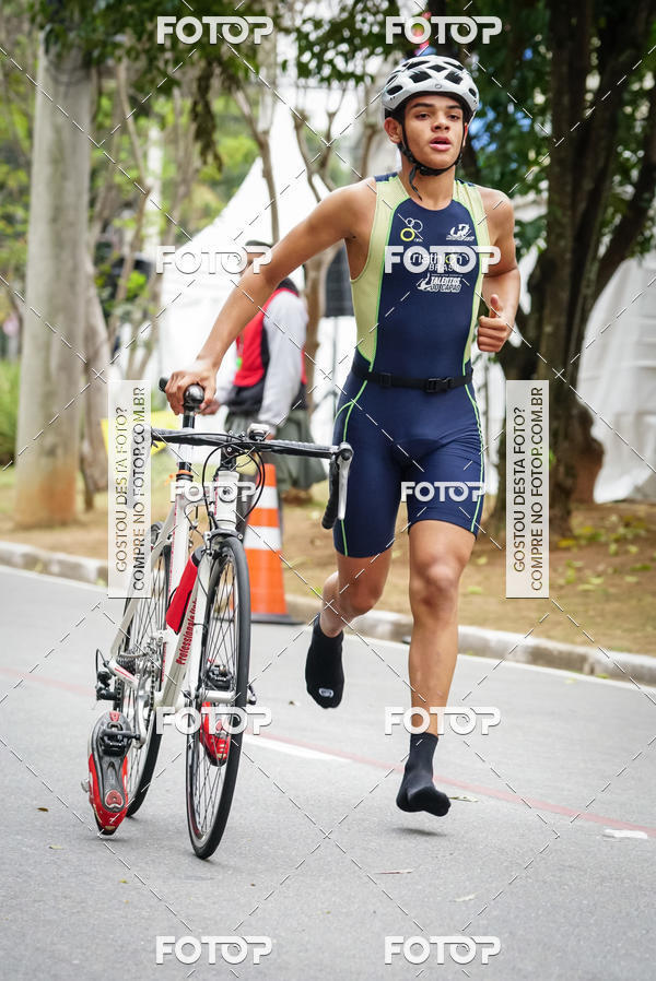 Buy your photos of the eventVSERIES Duathlon & Running on Fotop