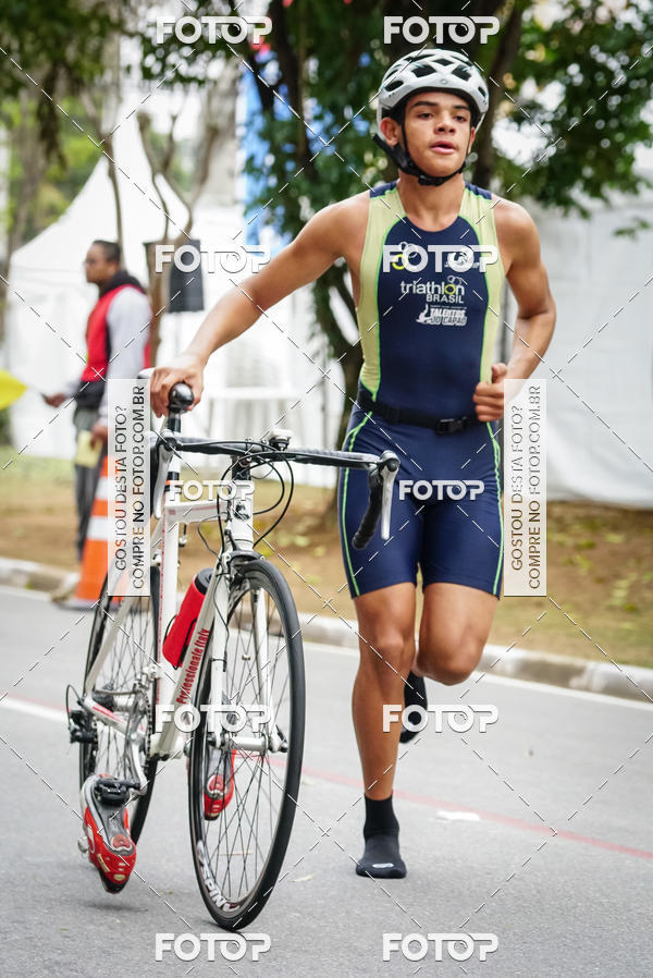 Buy your photos of the eventVSERIES Duathlon & Running on Fotop