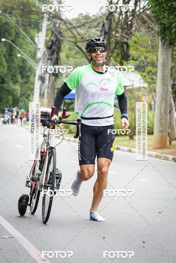 Buy your photos of the eventVSERIES Duathlon & Running on Fotop