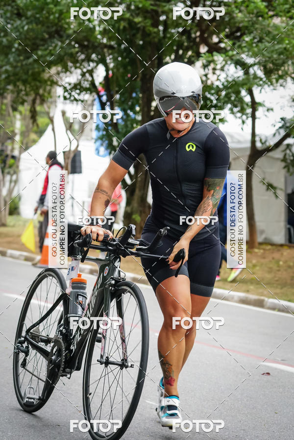 Buy your photos of the eventVSERIES Duathlon & Running on Fotop