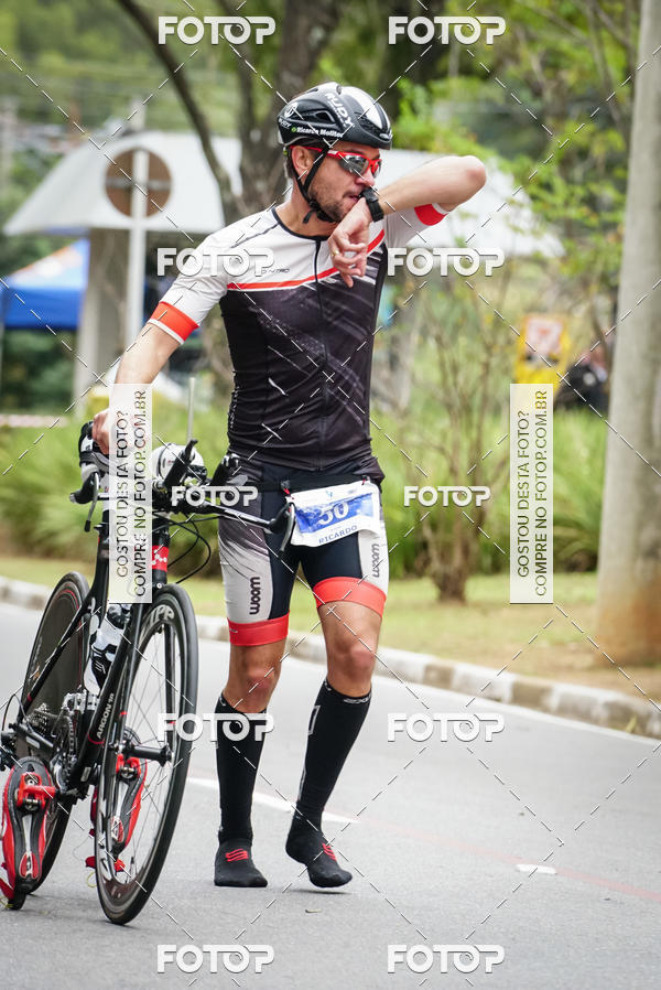 Buy your photos of the eventVSERIES Duathlon & Running on Fotop