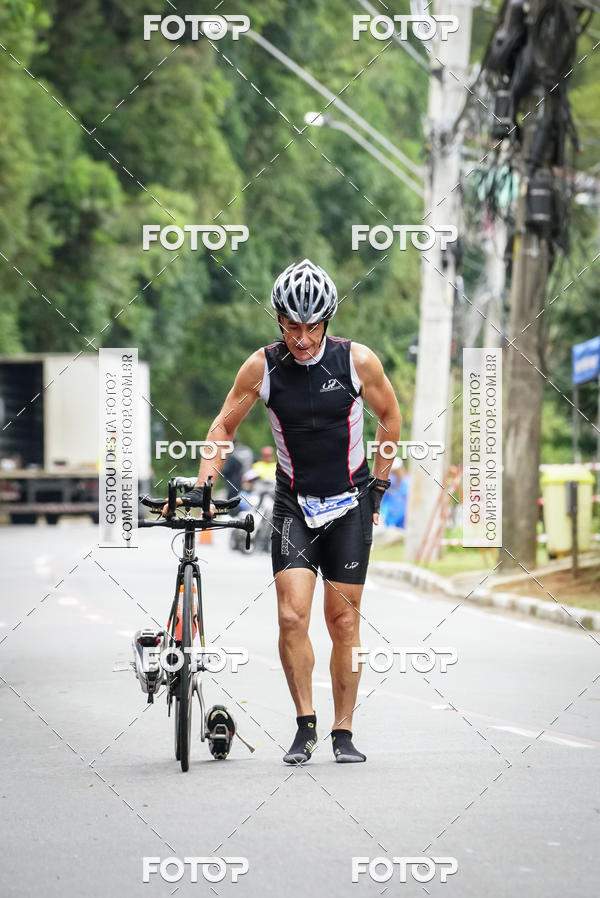 Buy your photos of the eventVSERIES Duathlon & Running on Fotop