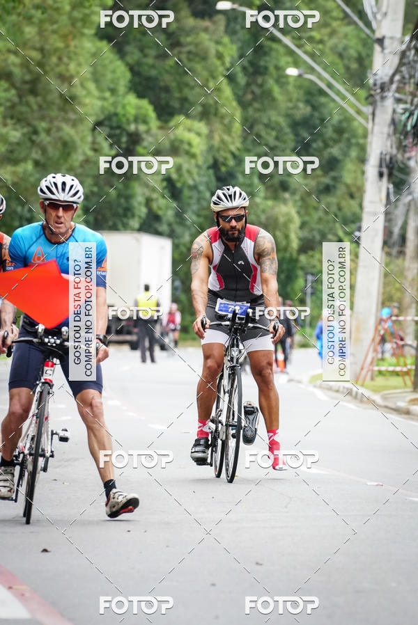 Buy your photos of the eventVSERIES Duathlon & Running on Fotop