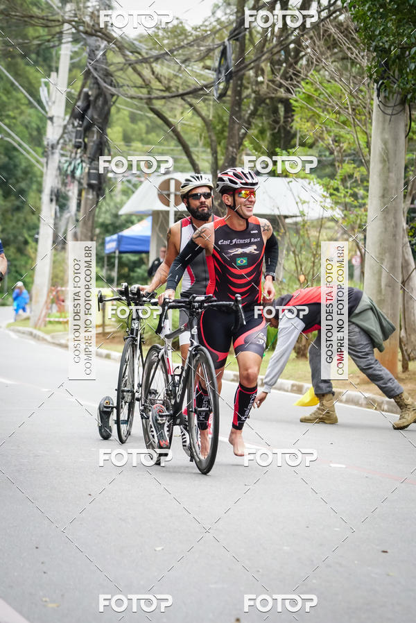 Buy your photos of the eventVSERIES Duathlon & Running on Fotop