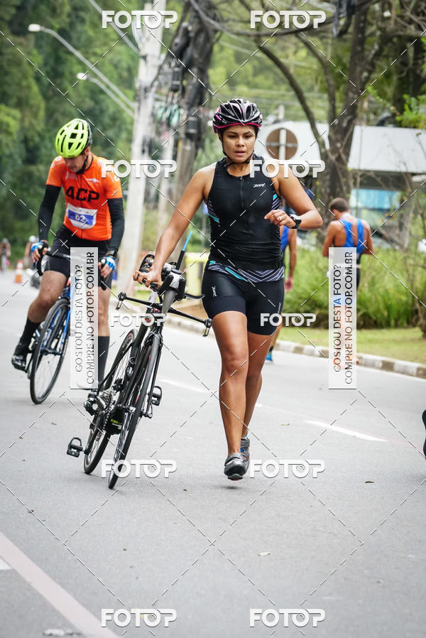Buy your photos of the eventVSERIES Duathlon & Running on Fotop