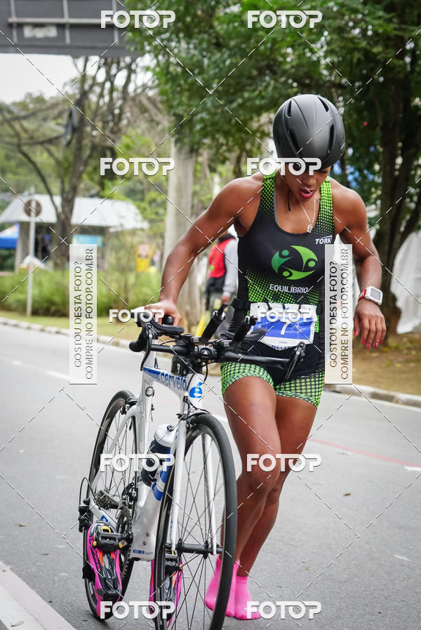 Buy your photos of the eventVSERIES Duathlon & Running on Fotop