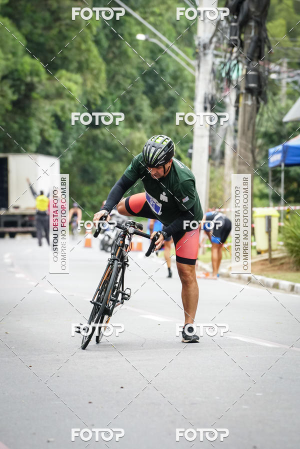 Buy your photos of the eventVSERIES Duathlon & Running on Fotop