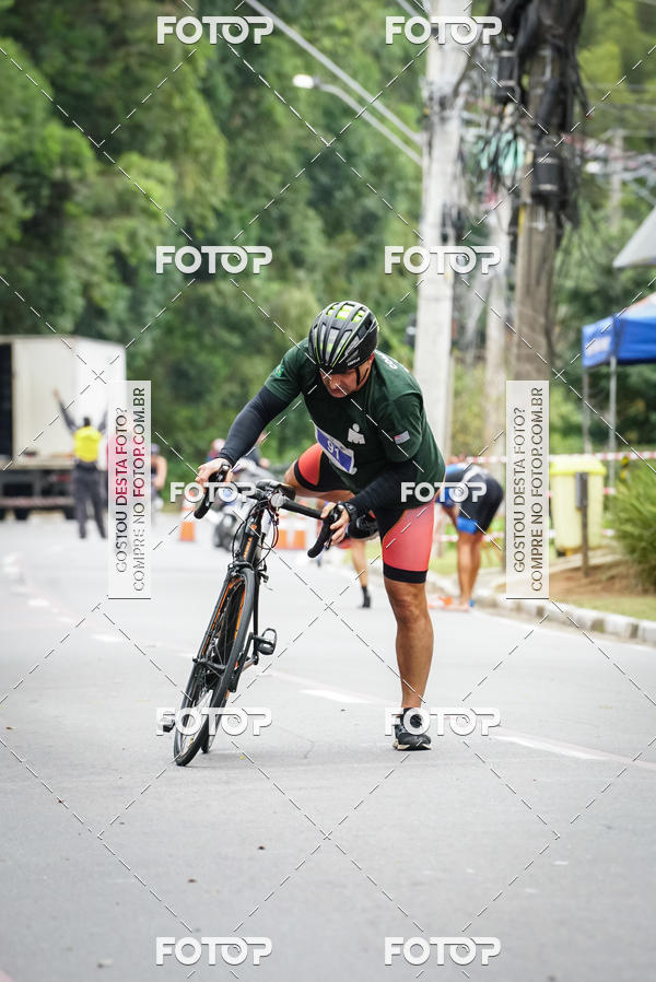 Buy your photos of the eventVSERIES Duathlon & Running on Fotop