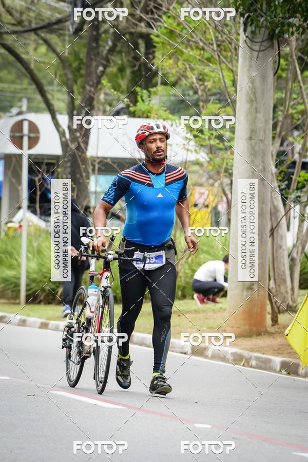 Buy your photos of the eventVSERIES Duathlon & Running on Fotop