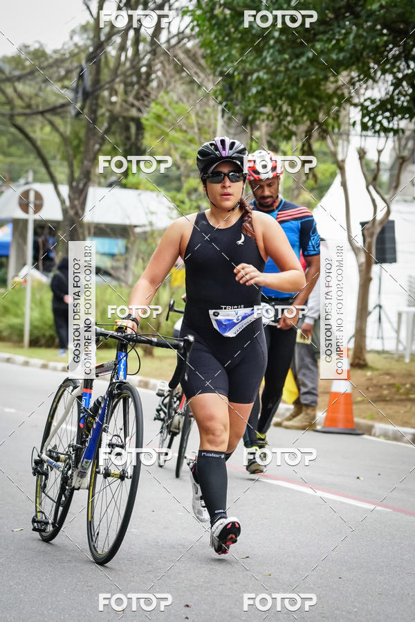 Buy your photos of the eventVSERIES Duathlon & Running on Fotop