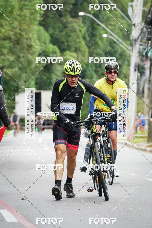 Buy your photos of the eventVSERIES Duathlon & Running on Fotop
