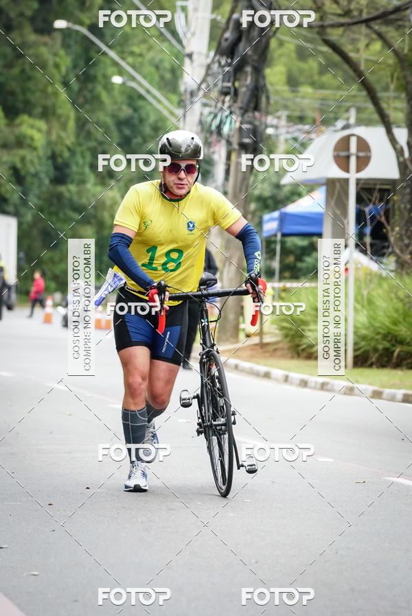 Buy your photos of the eventVSERIES Duathlon & Running on Fotop