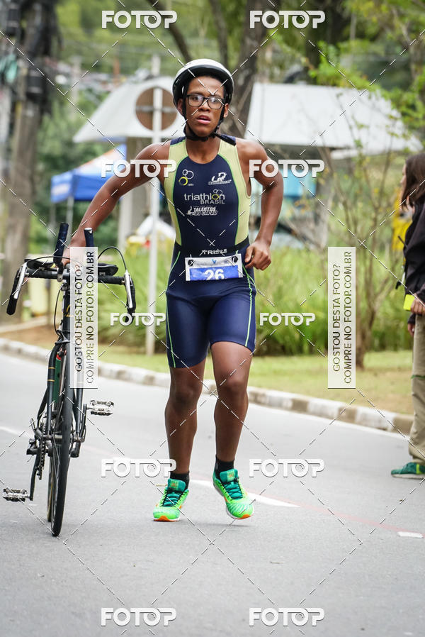 Buy your photos of the eventVSERIES Duathlon & Running on Fotop